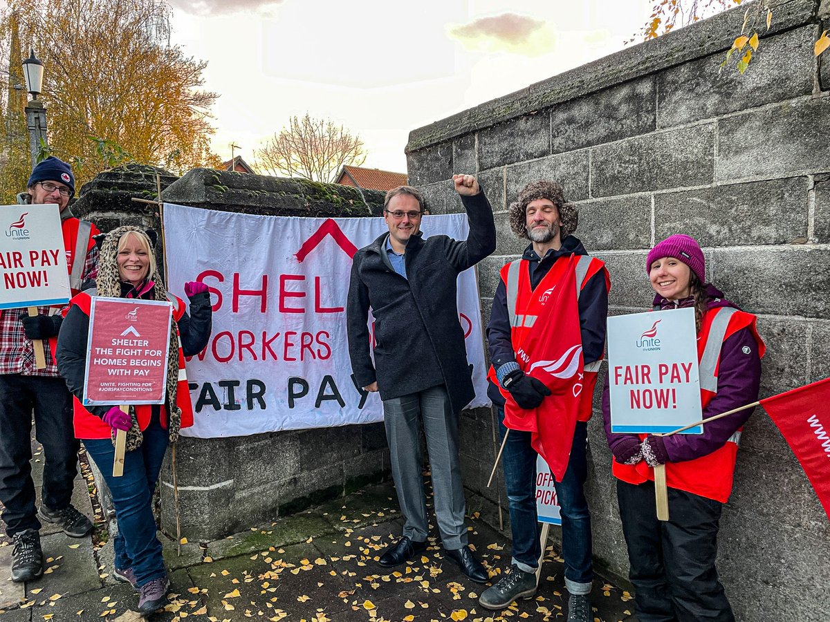 UniteLondonEast's tweet image. Solidarity in action! Regional Officer Matt Whaley visits Shelter picket line to show his support and solidarity. Workers in their second week of strike action are getting excellent support from locals as well as Shelter service users. #ShelterSpeaksOut