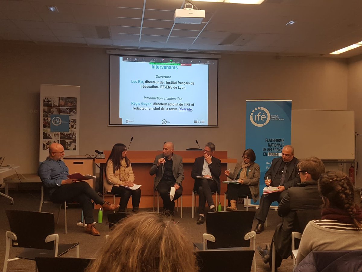 Ouverture de la Table ronde "La #laïcité et les valeurs de la République, de l’école à l’université" par <a href="/RiaLuc1/">Ria Luc</a>