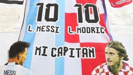 DNAGenetics's tweet image. Who you got??? Either way it's going to be a wild one. Puffing some of our new #dnagenetics #challahbread for this one. #SoCal keeps your eyes peeled for this new drop, ESPECIALLY if you're down with our #kosherkush strain.