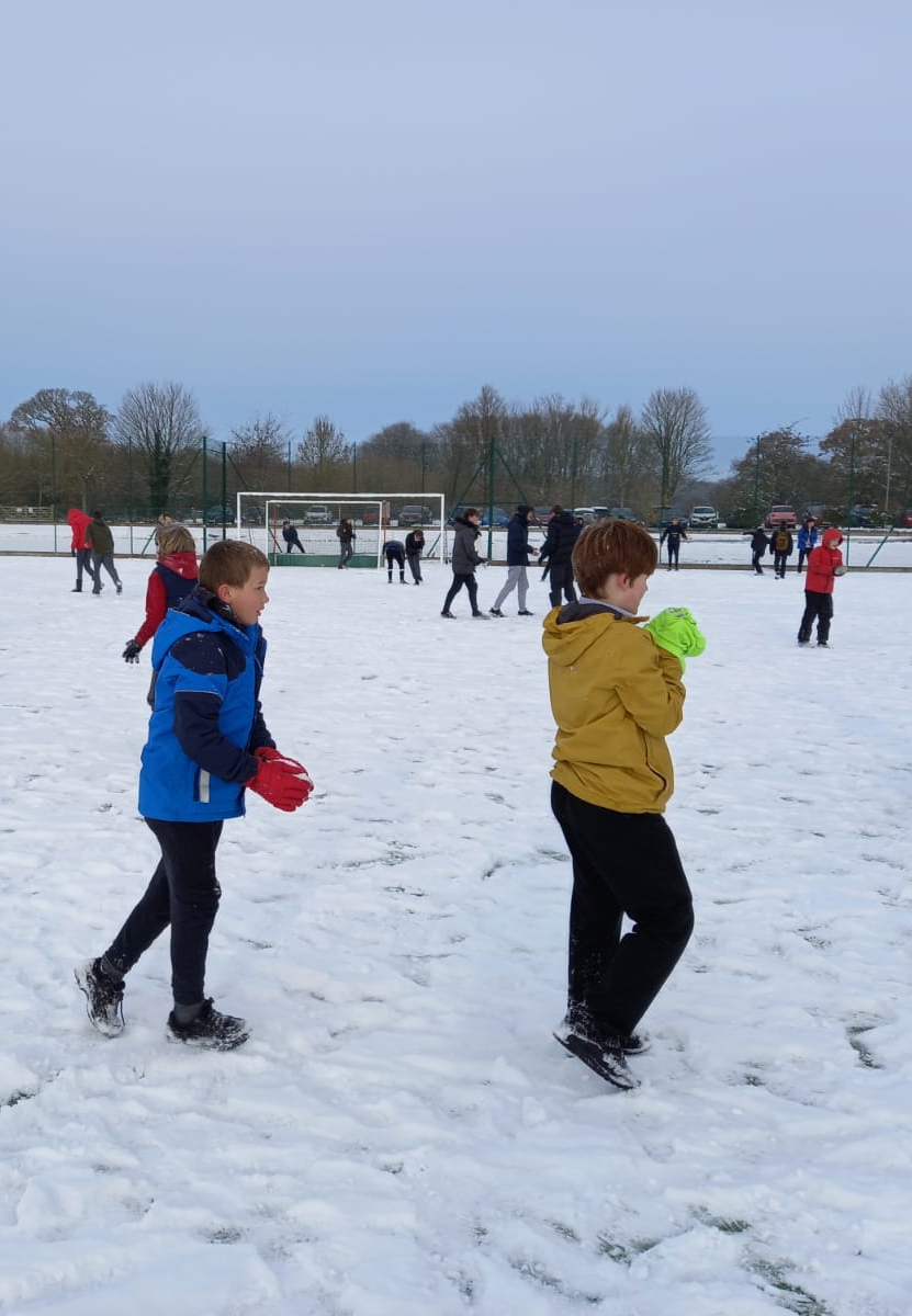 Due to the conditions underfoot and that the rest of the week is forecast to remain very cold, non uniform arrangements are in place for the rest of this week. 
Remember that Thursday is Christmas Jumper Day, please bring something for #CirencesterFoodbank if you can.