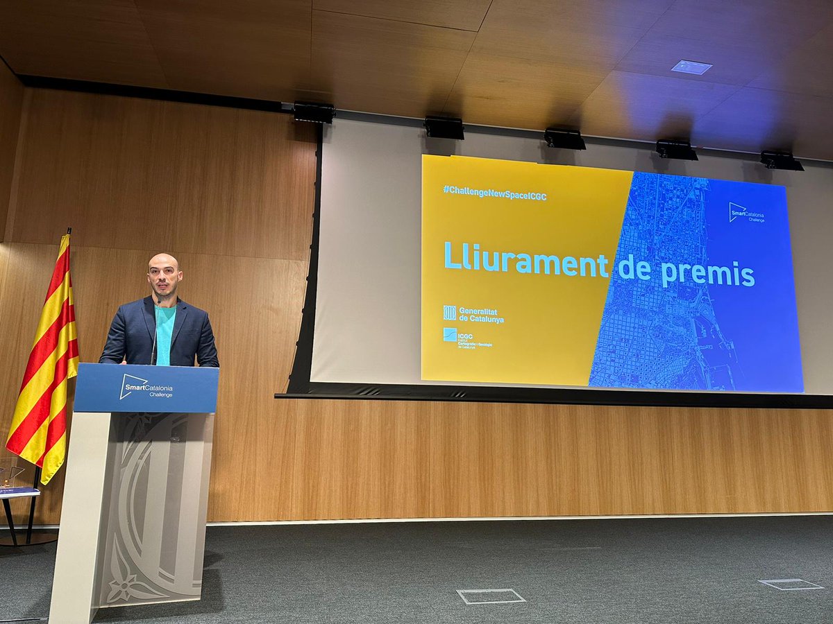 myriammoysset's tweet photo. Molt interessants els projectes finalistes presentats al #ChallengeNewSpaceICGC #SmartCatalonia Enhorabona als guanyadors:#Éirespás estudi línia litoral, @AgroPixel impacte catàstrofes-agricultura i @hemavgroup sequera pastures
Us esperem a @ICGCat x desenvolupar els projectes💪 https://t.co/eRIwUeV7nS
