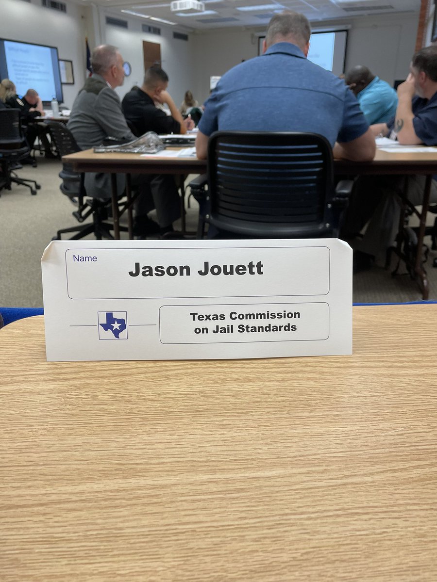 Tx Comm Jail Stand tweet media