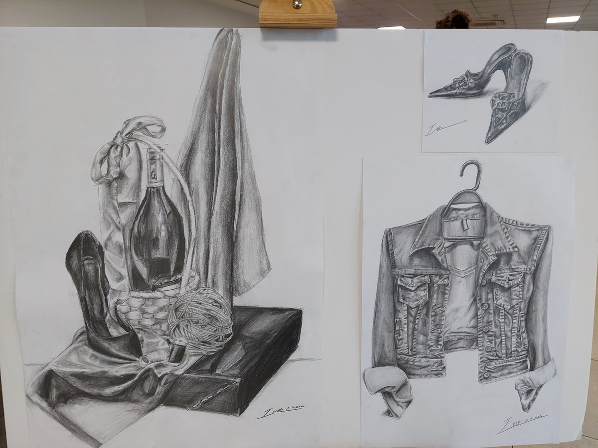 UONarlidere's tweet photo. Okulumuzda düzenlenen 1. Sanat çalıştayı etkinliğinde Ortaokul ve Lise kademesi öğrencilerimiz özgün tasarımları ile karakalem çalışmaları yaptılar.🧑🏼‍🎨✏️🗒
Katılım sağlayan tüm öğrencilerimize sanat hayatlarında başarılar dileriz.💜#UğurdaSanatVar https://t.co/B0H8PUQFFm