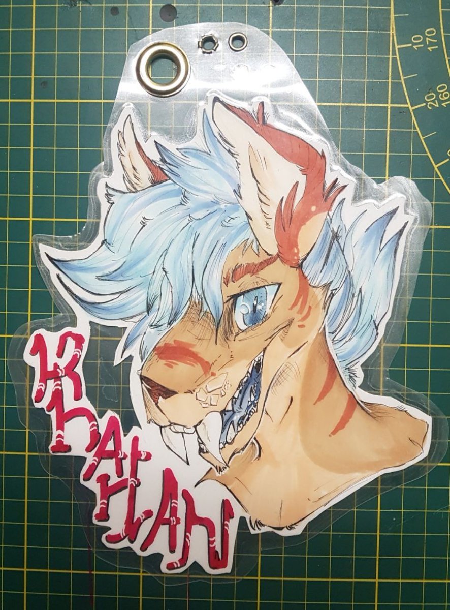 CACTIFIGMONSTER's tweet photo. Badge for Khartan for Fluufff 2019
A badge for my friend Khartan!
--
Made around 2019 https://t.co/Wh7EqXxYPn