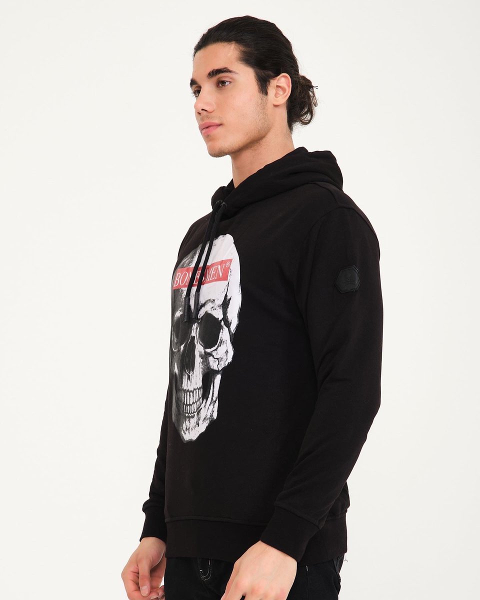 Bonesmen's tweet photo. The combination of noble symbols of Bonesmen with a luxurious garment.
#bonesmen #formen #menfashion #sweatshirt https://t.co/xkCsu1yzzb