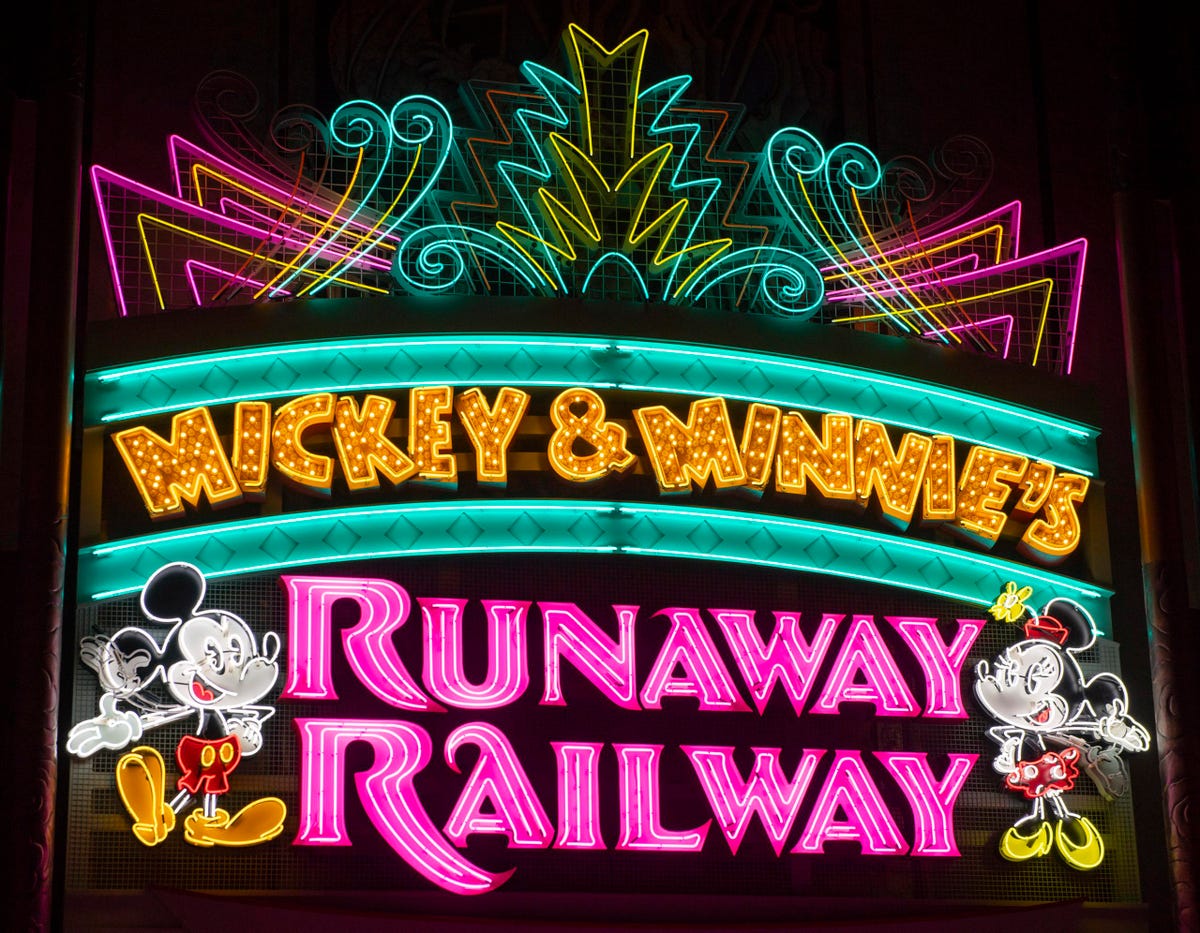 MouseMePodcast's tweet photo. NEW EPISODE!

All aboard for a new episode! This week, Scott does a deep dive on Mickey and Minnie's Runaway Railway at Hollywood Studios!

Check it out here: https://t.co/qEU2uk4VHV

#FYP #Disney #HollywoodStudios #MickeyMouse #runawayrailway #allaboard #Disneyland https://t.co/FEo8qL62be