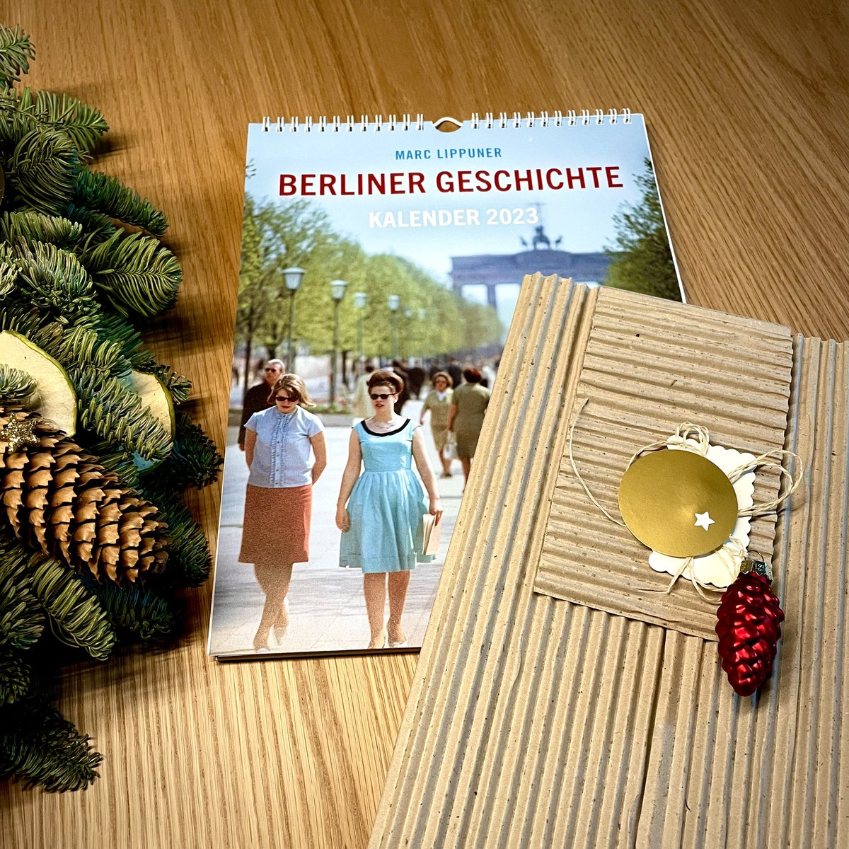Falls noch jemand ein Geschenk sucht, ich hätte da was im Angebot. 😃