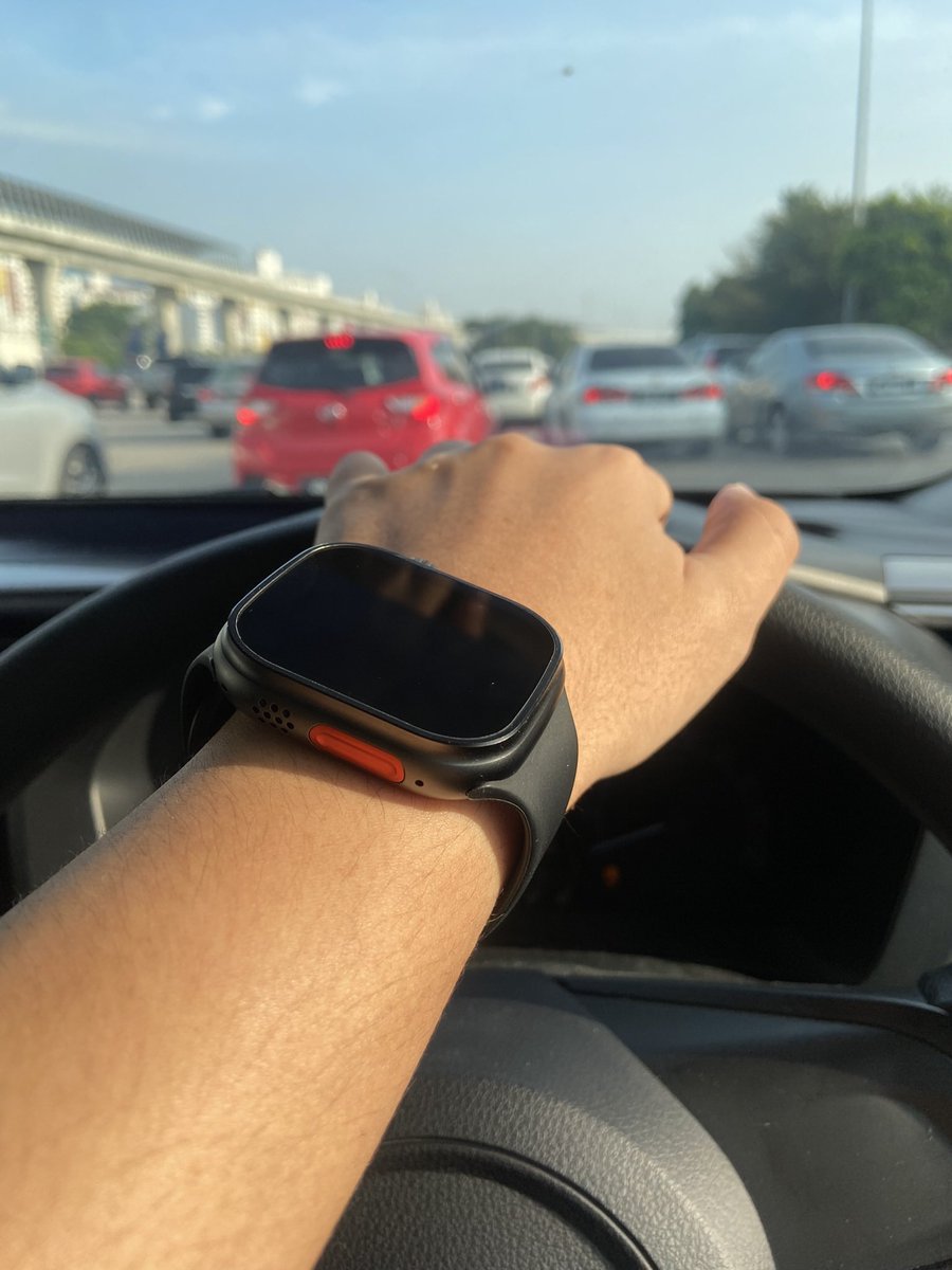 bylep_'s tweet photo. Im giving away this new brand Smartwatch worth of Rm169! 

Boleh laa join dekat tweet bawah ni! https://t.co/R3W0r1MDk3