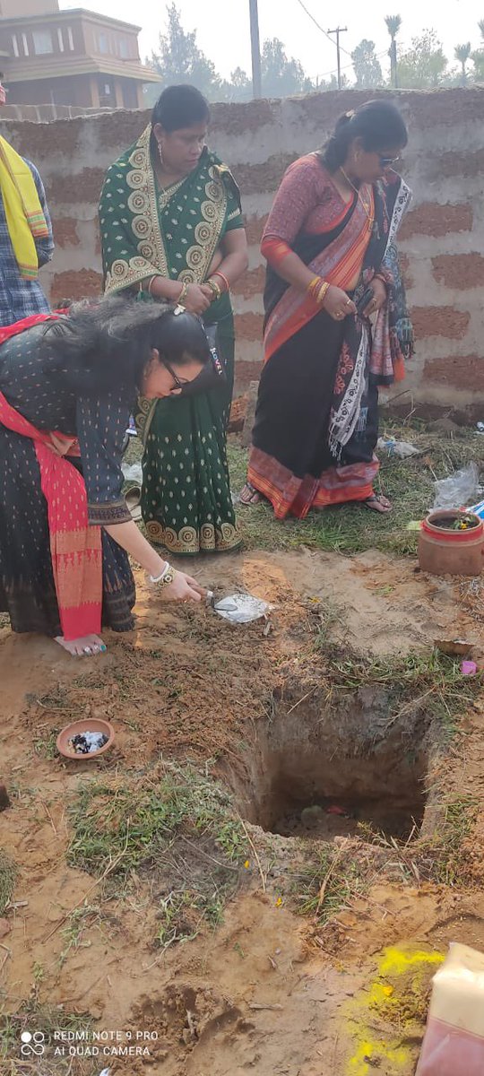 HOPE IS LIFE (charitable Trust)Old age homes bhumi pujan pic <a href="/Beladala/">Si Bella</a> (PURI)