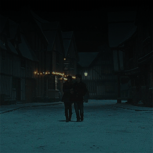 polawritesmagic's tweet photo. // family fluff, dead characters.

"Felicity Granger-Potter, slow down!" Hermione called after her daughter as the little girl bolted through the kissing gate and into the graveyard of Godric's Hollow. https://t.co/qz7Szb6EGt
