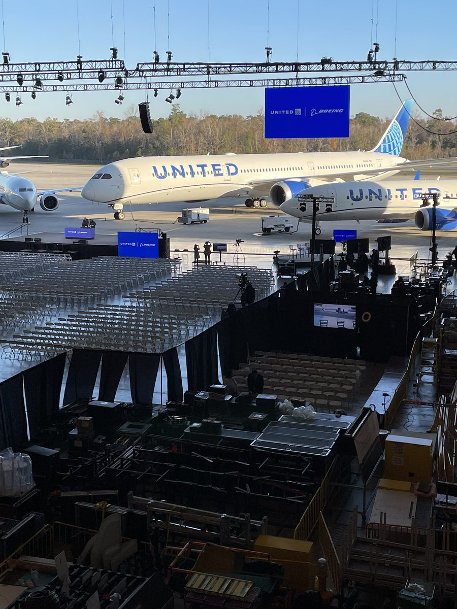 Big announcement at the @boeing facility in Charleston later today: @united places largest widebody aircraft order in US aviation history.