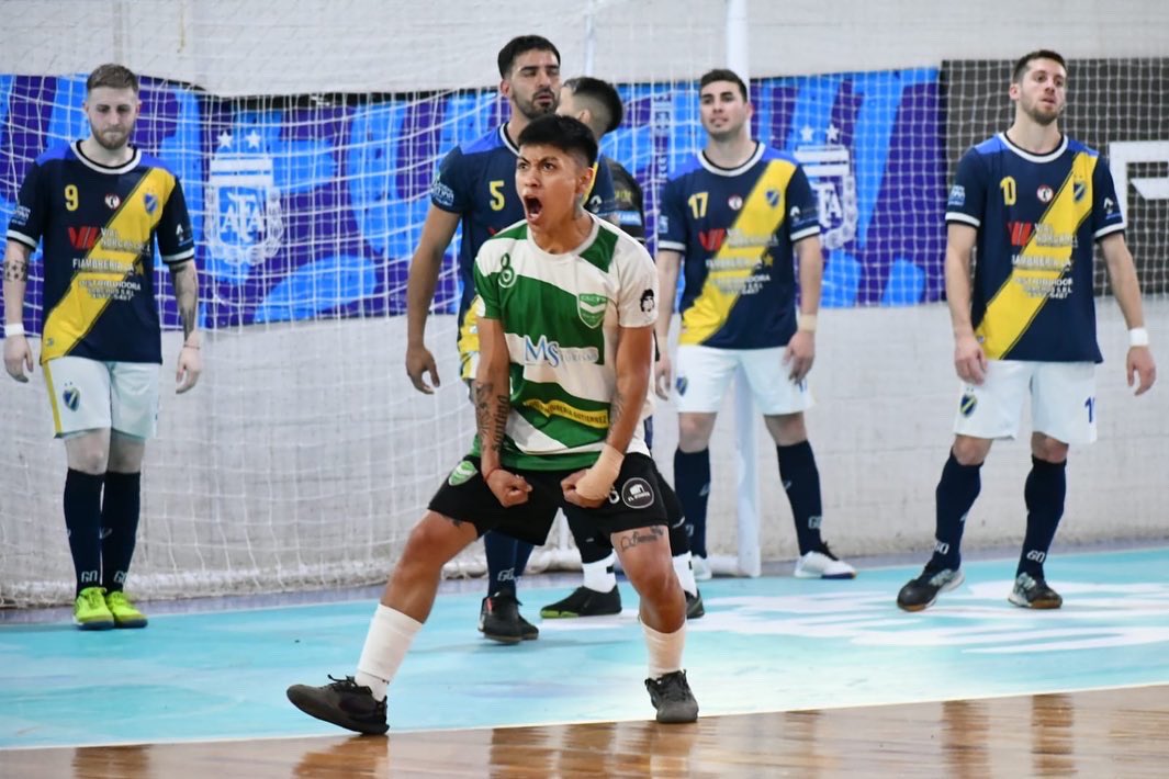 LNFArgentina's tweet photo. ¡ALBORADA CLASIFICADO! ✅
👉🏻 Grupo A

ALBORADA DE MDP ya está en cuartos de final de la #LNFA2022 venció a 6-2 a Franja de Oro 

¡Felicitaciones! 👏🏼👏🏼👏🏼

#DesarrolloAFA
#JuegaElPais 
#JugamosTodos https://t.co/X4IiJLVSlw