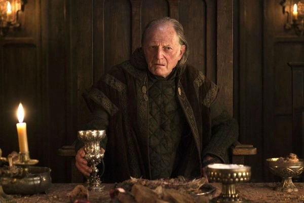 ASOIAFQuotesGOT's tweet photo. "I dreamt a wolf howling in the rain, but no one heard his grief," the dwarf woman was saying. "I dreamt such a clangor I thought my head might burst, drums and horns and pipes and screams, but the saddest sound was the little bells."
The Ghost of High Heart https://t.co/op3CCVWoG0
