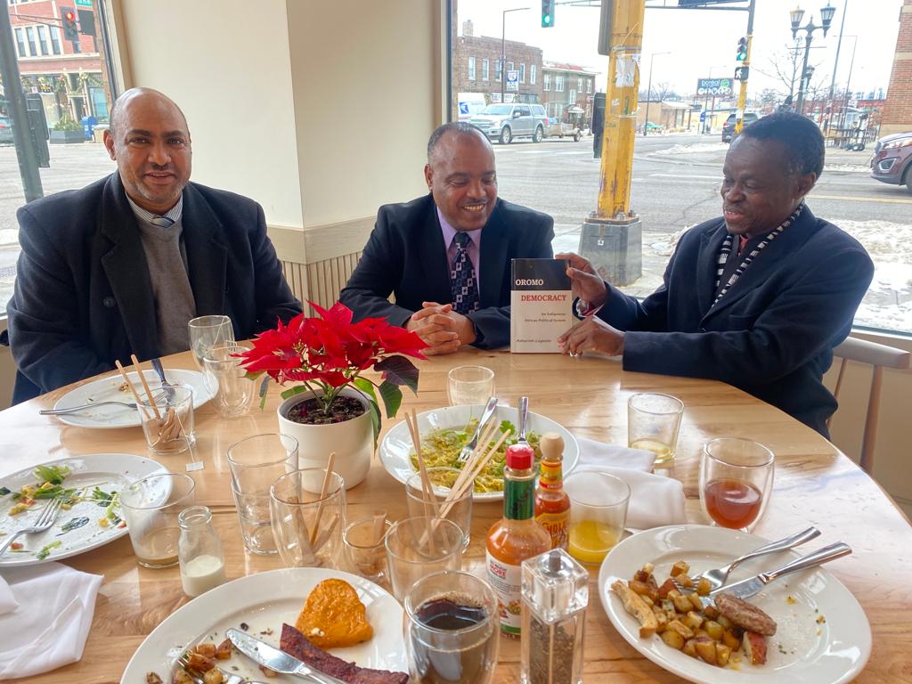 ProfPLOLumumba's tweet photo. Grateful to receive the book 'Oromo Democracy' by Asmarom Legesse from my friends Tsegaye Gelegu and @GelgeluGene of @AEDSMN https://t.co/ifHhYBglRP