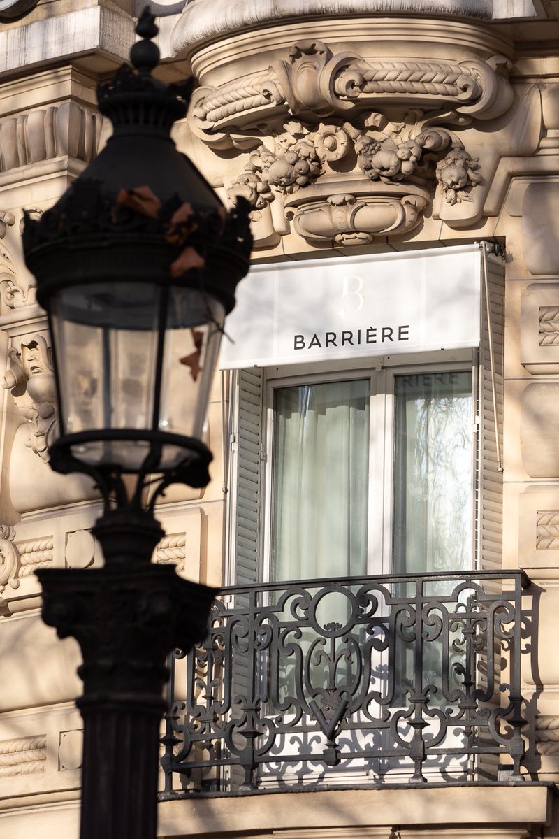 Le Club Barrière Paris 104 Champs-Elysées tweet media