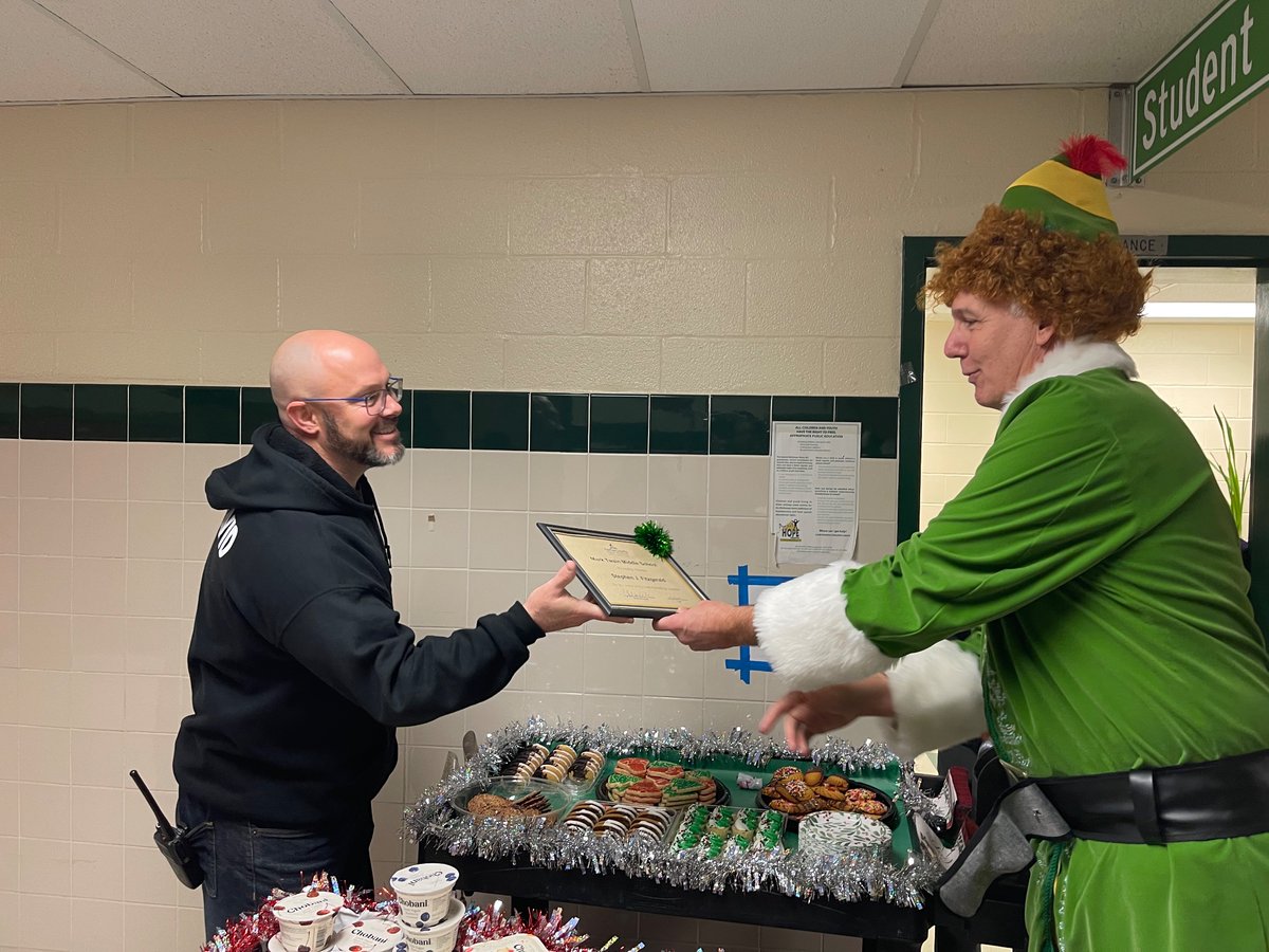 Twain Middle School tweet media