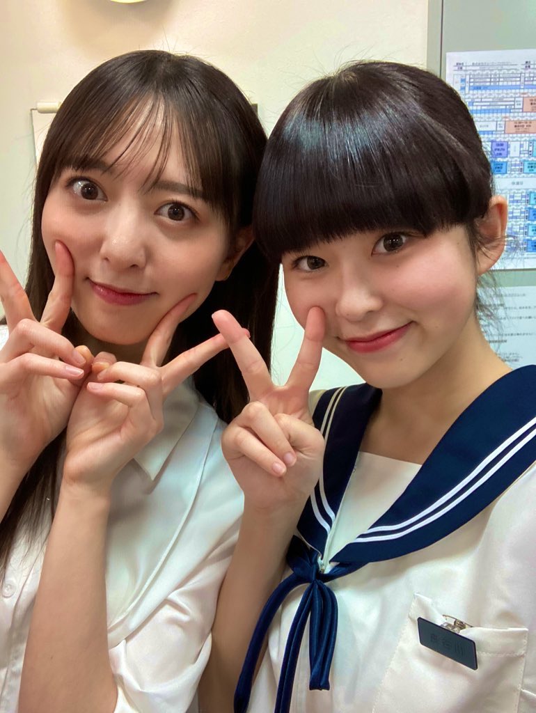 HinanoTakashima's tweet photo. 舞台　『#くちびるに歌を』
本日の公演、終演しました！

今日も本当に楽しかった☺️

あと、残り3公演、、、。
後悔のない演技と歌を届けます！

また、明日も頑張ります💪

柏木先生とマナミと🤍 https://t.co/ITxYHwDBe4