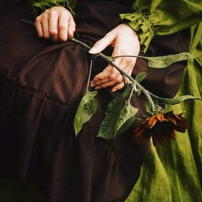 "Ne söylesem boşa Leyla-m" diyerek kapatmış Neşet Ertaş konuyu, yeniden açmaya gerek-yok!