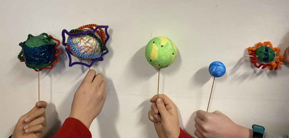 StMatthewsSurb's tweet photo. Year 5 took part in an online activity with @RAL_Space_STFC and @STEMHUB_SE this morning, learning more facts about the solar system and then creating our own planets. What a way to finish our science topic! #STEMeducation #festivesolar https://t.co/CF5UmguEjx