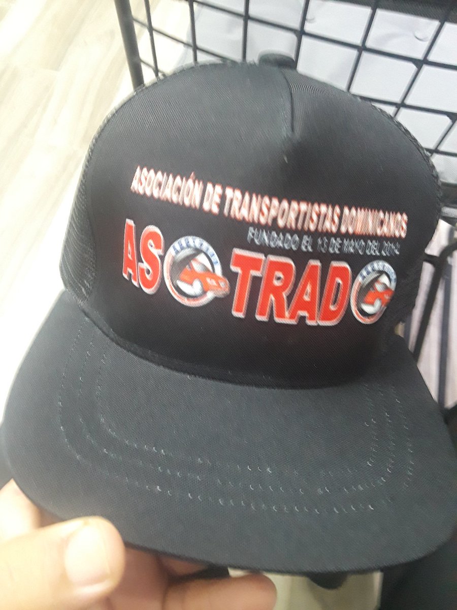 Hoy comienza  una nuevas  era  en defensa  de los  chóferes 
1 concho 
2 taxi
3 moto  conchos 
Transporte  en sentido  general