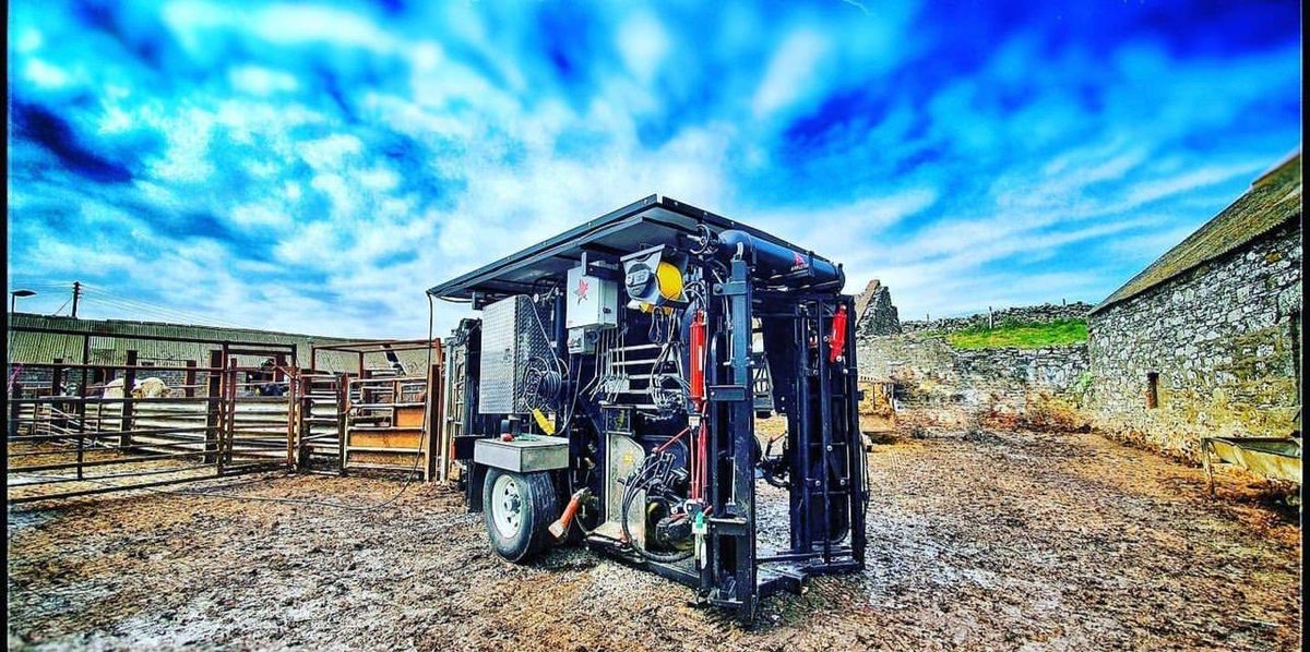 The Hoof GP tweet media