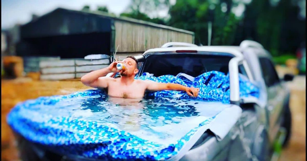 The Hoof GP tweet media