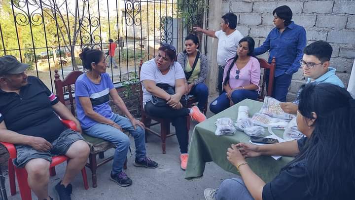 ArribaJujuy's tweet photo. Nos acompañaron la vocal de #Arrayanal @LilinaYaicures1 , el Dr. @juampyBaiDal y equipo de #ArribaJujuy
#ArribaJujuy #TodosPorJujuy https://t.co/fwPda9Z7Ts