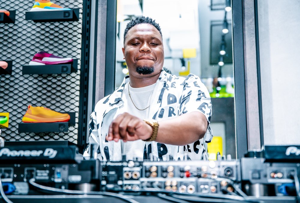 Big vibes only when <a href="/ThevibeKaygee/">Kaygee_thevibe</a> is in the building!

#TheLastDance2022