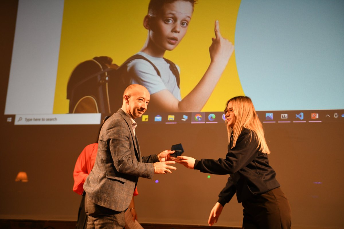 UNICEFKosovo's tweet photo. Today, youth from all over Kosovo, who took part in the #Techstitution program💻 had their certification ceremony.
For the past three months, these young people gained ICT and coding skills and at the same time developed technological solutions for the needs of institutions. https://t.co/wKL509Jqe4