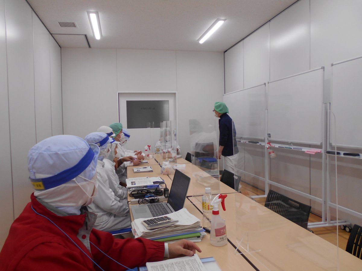 delimo_'s tweet image. 経営者と社員が一つのテーマについて情報交換をする『未来塾』というものが当社にあります。
月一の開催で、今月は専務取締役との会合でした！