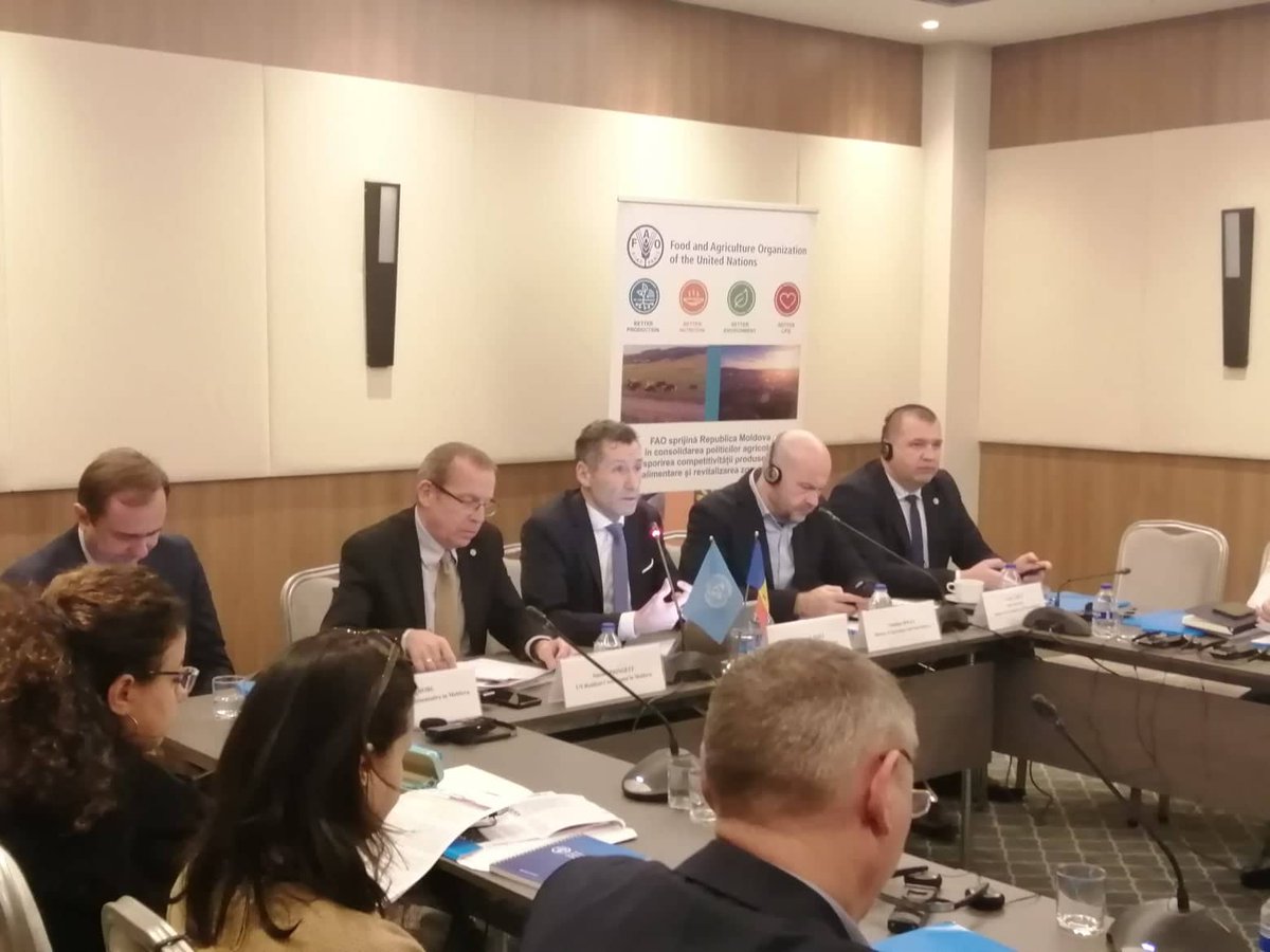 FAOMoldova's tweet photo. Severe drought &amp; war in #Ukraine have taken a toll on the #agrifood sector in 🇲🇩. How large the impact is &amp; needed #mitigation actions have been discussed by the donor community &amp; gov. representatives based on FAO's Crop Assessment Mission report ➡️https://t.co/y5CelP4OYl https://t.co/moMt04hetq