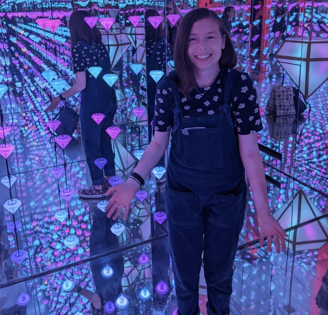 natashapaveyuk's tweet photo. These @LucyandYak dungarees and me are the ultimate besties! A find on @depop! They've been traveling with me and worn for pretty much any occasion! In 💙!! 🤗 #secondhandfind #slowfashion https://t.co/dzO7Pwu2Nb