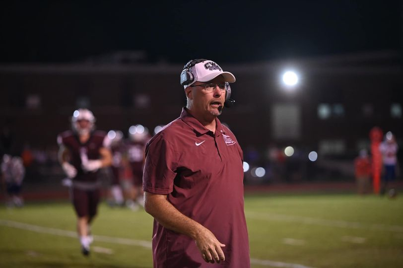 Congratulations to our very own Kurt Simon who has been named to the Illinois High School Football Coaches Association Hall of Fame!

#bulldogpride