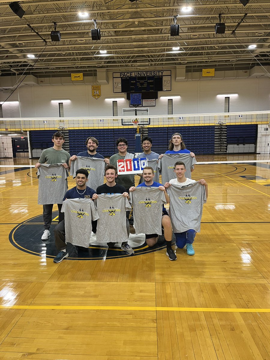PaceIntramurals's tweet image. Congratulations to The Crows for winning the 2022 Volleyball Intramural Championship! 🏆

The Crows competed last night against APD beating them 21-15 21-10! 🏐

Shoutout to Steve for receiving the MVP award! 🏅