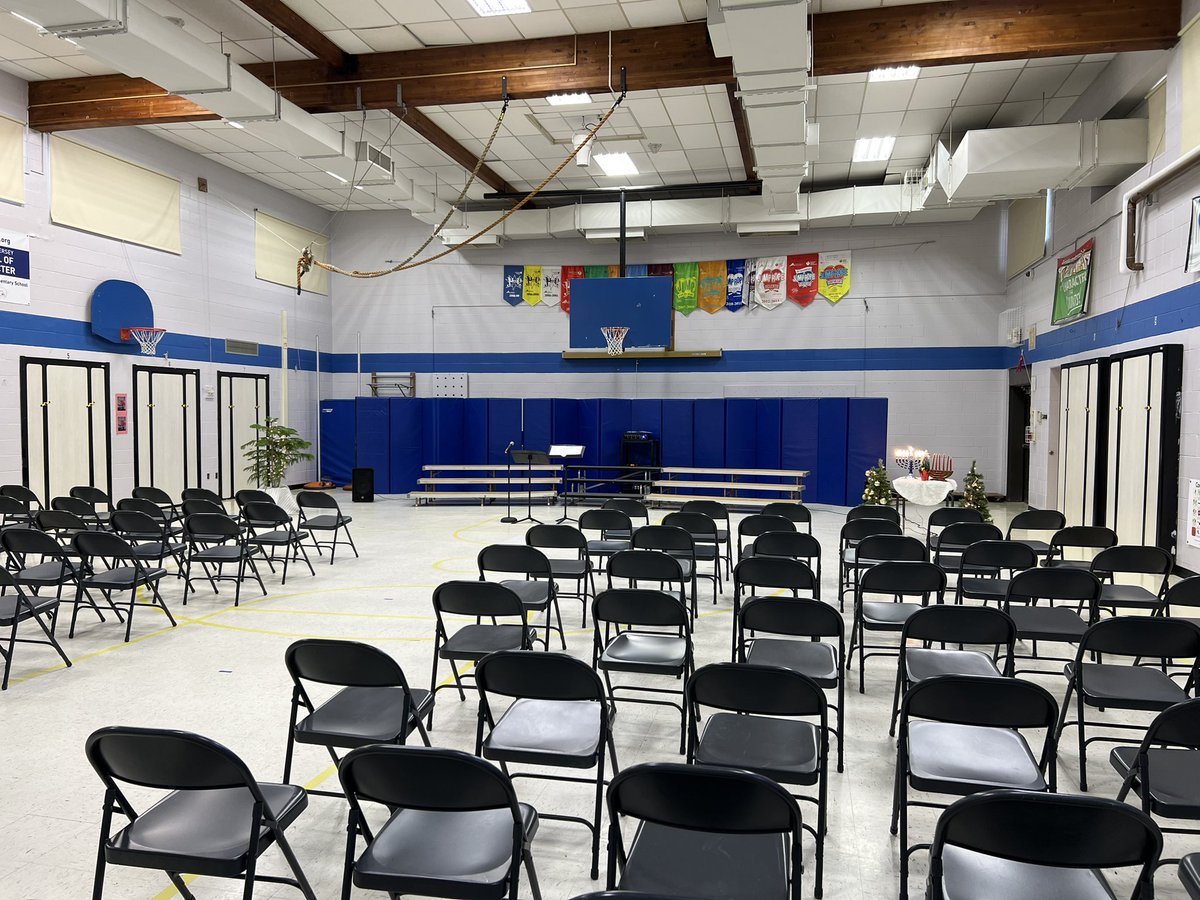 All is calm for now as we get ready for our Holiday Concert at Grissom!! @OBSupCittadino <a href="/GrissomGator/">GrissomPrincipal</a>