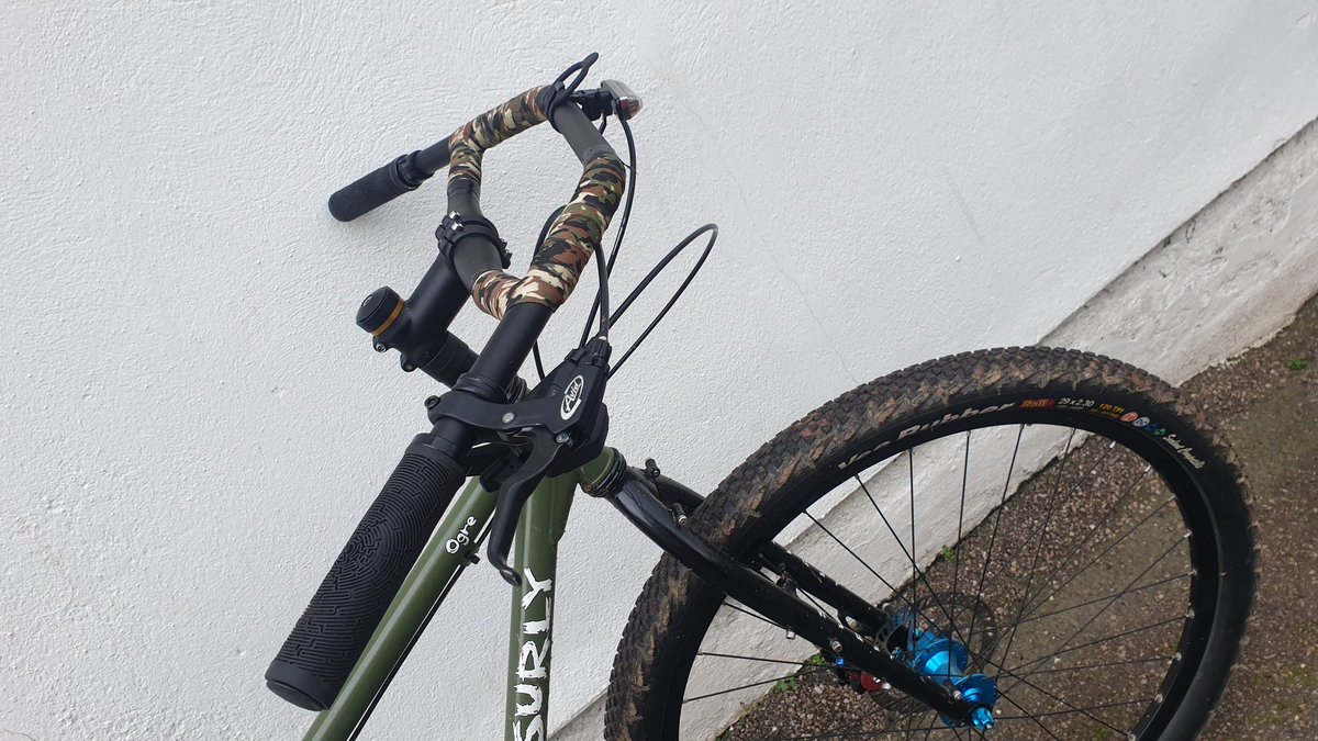 elmers87's tweet photo. Handlebars for people who really just want a Dutch bike but won't admit it.
It's like riding an armchair ๐๐๐
๐๐๐
#BikeChat https://t.co/wEfycNuBwo