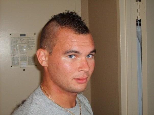 Gachette7's tweet photo. September 27, 2007 night before the game. 
Mike Jenk and I shared a room that turned into the barbershop. I can remember @Mgrothe8 knocking on the door, his words were “give me a Mohawk” 
WE WERE PUMPED! GEEKED! 
Grohawk was birthed that night #Neverforget #Grohawk #USF https://t.co/F0zRFR9RYm