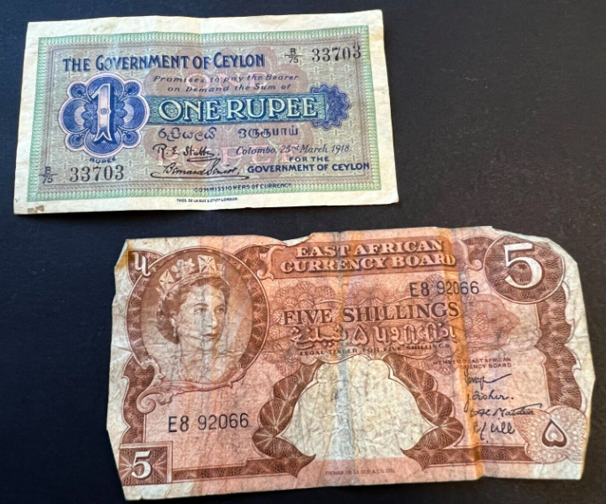 CavalierCoins's tweet photo. Check out what we have live on our auction ending this Sunday, 18th December World Banknotes Ceylon 1 Rupee 1918 & East African 5 Shilling
https://t.co/zdnVVCvPL6
#Ceylon #Africa #Rupee #Shilling #banknotecollectors #oldmoney #papermoney #worldpapermoney #banknotesofthewrold https://t.co/vbuE62M5mP