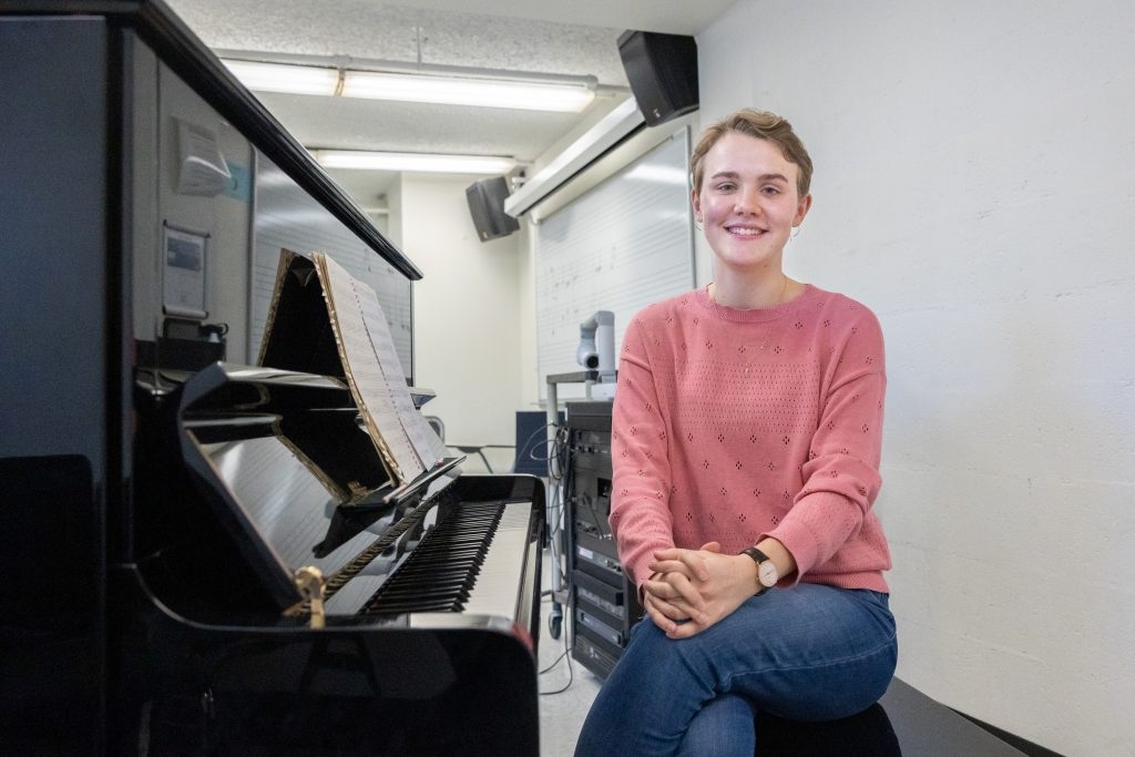 UConnArts's tweet photo. Congrats to UConn Music student Sarah Marze on being named a 2023 Marshall Scholar! She is 1 of 40 students to receive this honor and will have the opportunity to pursue graduate studies in the UK. What an accomplishment!! #UConnSFA #Music Read more: https://t.co/qZsa2LiF5K https://t.co/8K7t7hDm0e