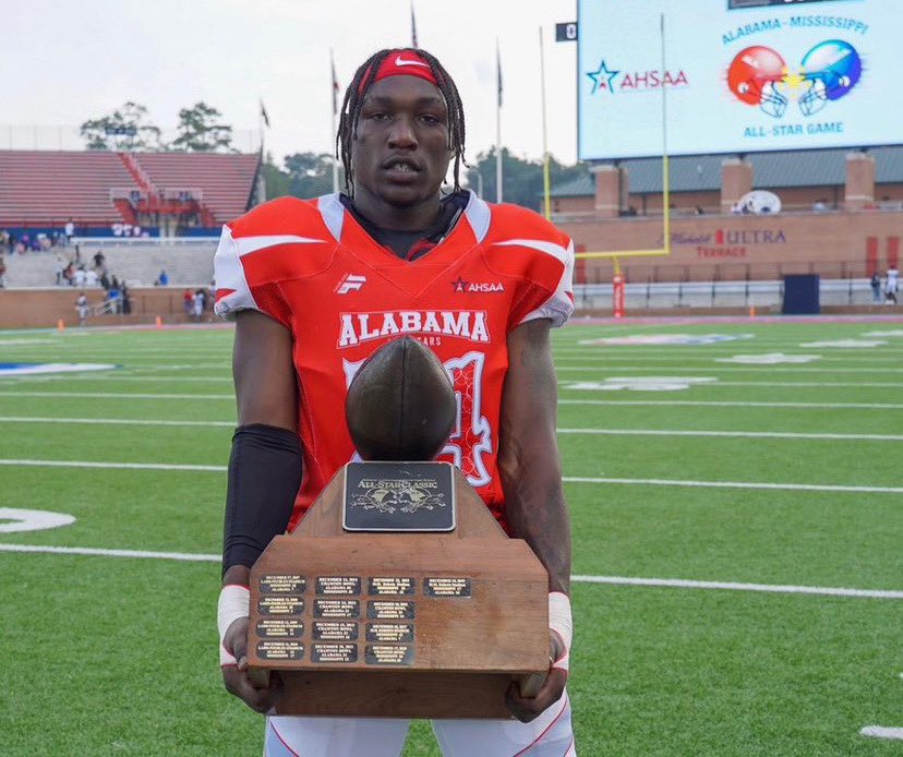 Eufaula DE Yhonzae Pierre discusses AL/MS game, has shut down recruitment

Story: alabama.rivals.com/news/eufaula-d…

#RollTide 

Try Tide Illustrated for FREE for 30 Days: alabama.rivals.com/sign_up?promo_…