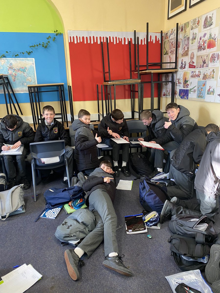 eunanenglish's tweet photo. Today in English 1st years worked on letters to their pen pals in @GhlorNaMara ✍️ the room was set up for drama so we had to improvise! https://t.co/pFtft3RB0q