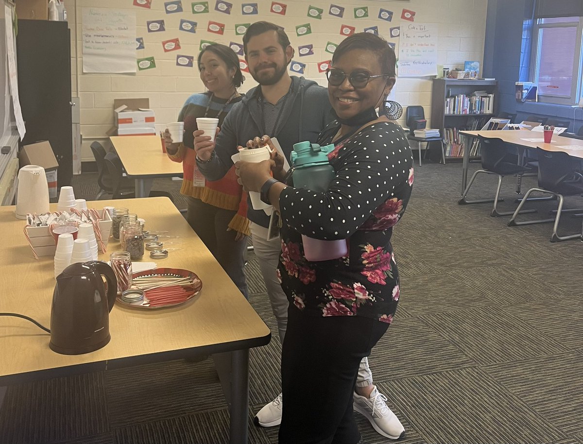 Teacherling's tweet photo. Getting in the spirit with our Hot Chocolate Bar today! 🎄 https://t.co/ZfcFQ6eAew