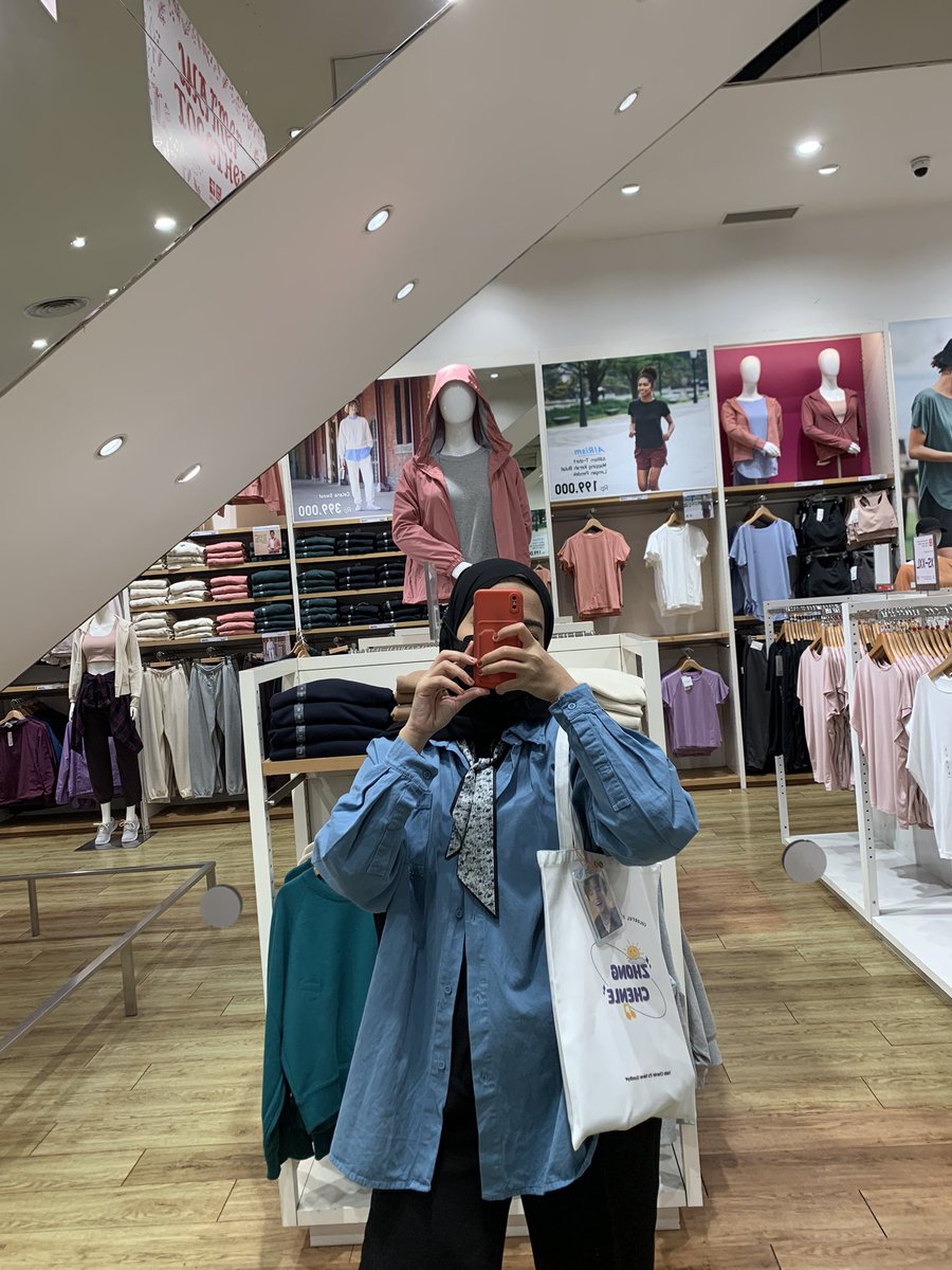 astablublue's tweet image. Got a cute donation package from @CHENLE_IDN thanks a bunch for your hard work of making this project tremendously success #HelloChenleItsNeverGoodbye