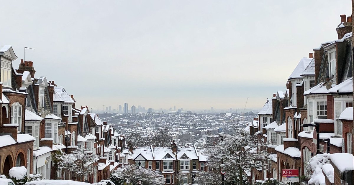 Així estem… 
#londonsnow 💙