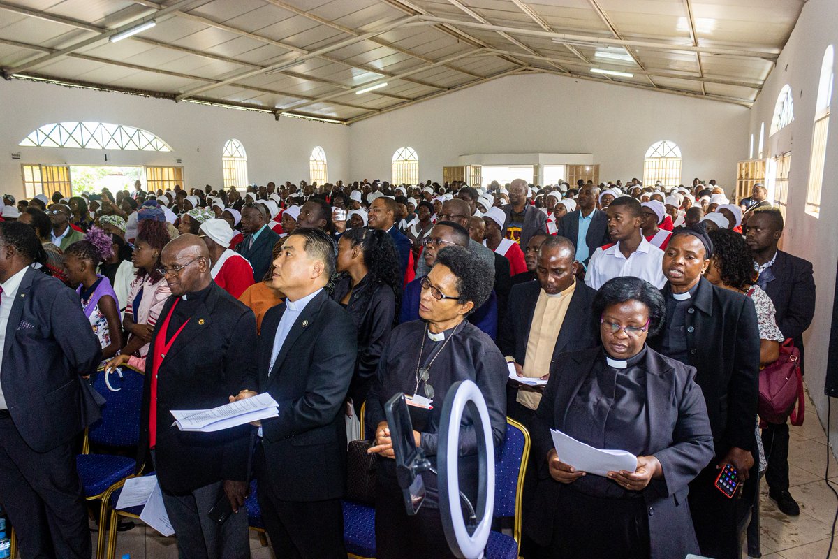 MethodistChSA's tweet photo. Mozambique District Induction The Act of Induction Rev Mucamba becomes Bishop of the Mozambique District https://t.co/SXkhP47idT