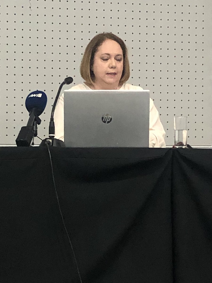 AntMyria's tweet image. Κώδικας δημοσιογραφικής δεοντολογίας- κάποιες πρόνοιες και σκέψεις από την Πρόεδρο της Επιτροπής Δημοσιογραφικής Δεοντολογίας @KotzamaniElli στην ημερίδα του #IMME @MediaInstituteU