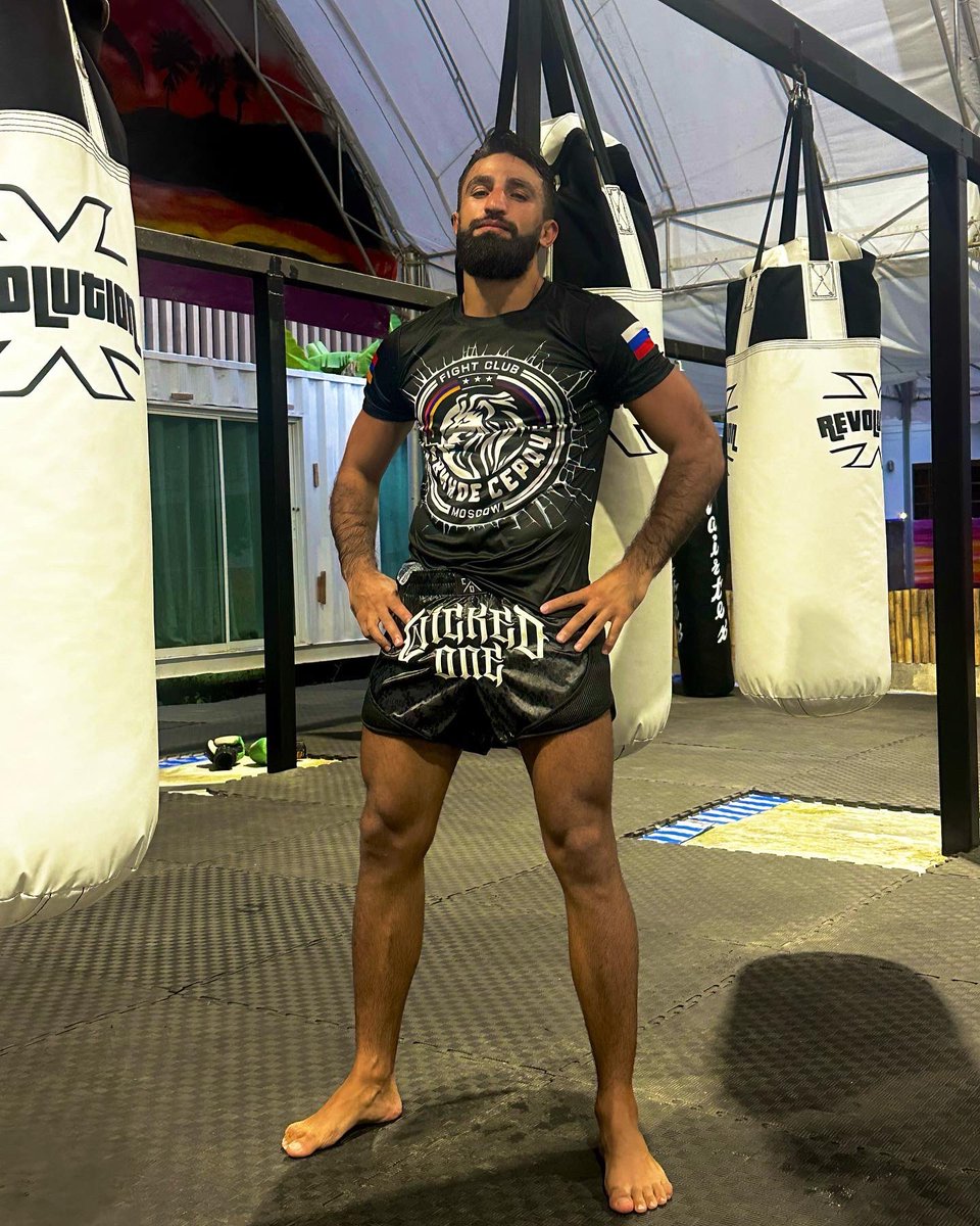 MaratGrigorian's tweet photo. If it doesn't challenge you it won't change you. 

#LionHeart #LimaGlobalSteel #wicked1 #MG #MaratGrigorian 

#hardwork #dedication #kickboxing #History #thaibox #Armenia #hayastan https://t.co/UmfmXUX0wT