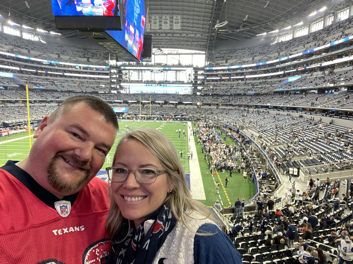 richmondgp's tweet photo. @debbiethetexan @HoustonTexans We were right there with ya - just one section up https://t.co/Wop42fuhek