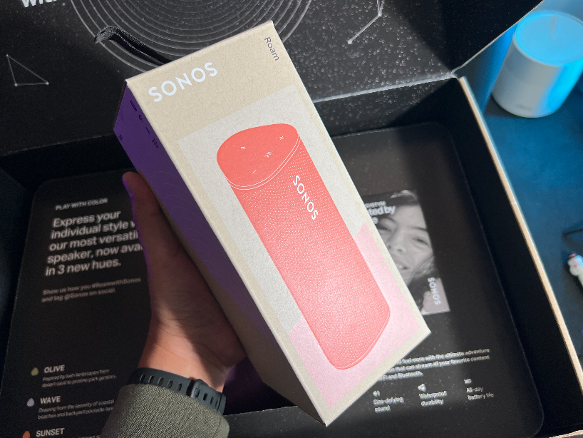 laguiacentral's tweet photo. 🔴 ¡TENEMOS CONCURSO! ¿Quieres ganar este pack de @sonos Roam? Síguenos aquí, dale RT a este tuit, coméntanos de dónde eres y ya estarás participando. Sorteo: lunes 19 de diciembre.

¡El concurso está abierto a todo el mundo, así que buena suerte! https://t.co/NwhR6b4GOZ