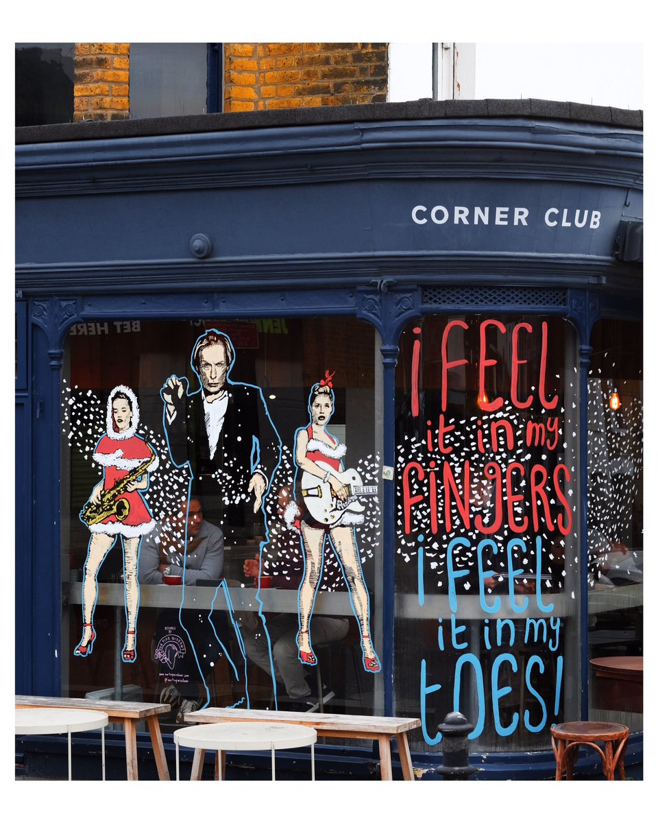 🎶I FEEL IT IN MY FINGERS….🎶
Ok time to get a little bit gushy. Corner Club have been SO SUPPORTIVE. It was their window 4 years ago that suddenly made the festive period a serious thing for us. Supporting artists is REALLY COOL and I love you, Phoebes!